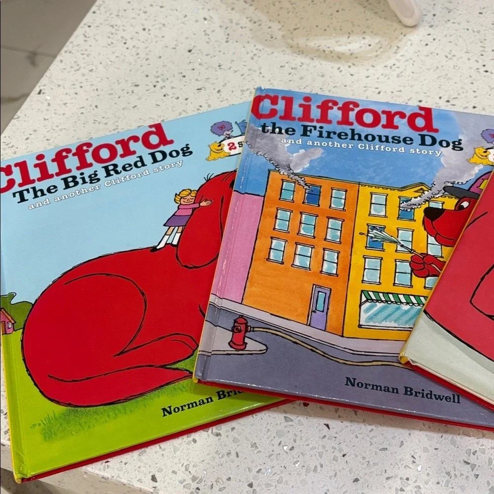 Clifford's Birthday Party Book Set